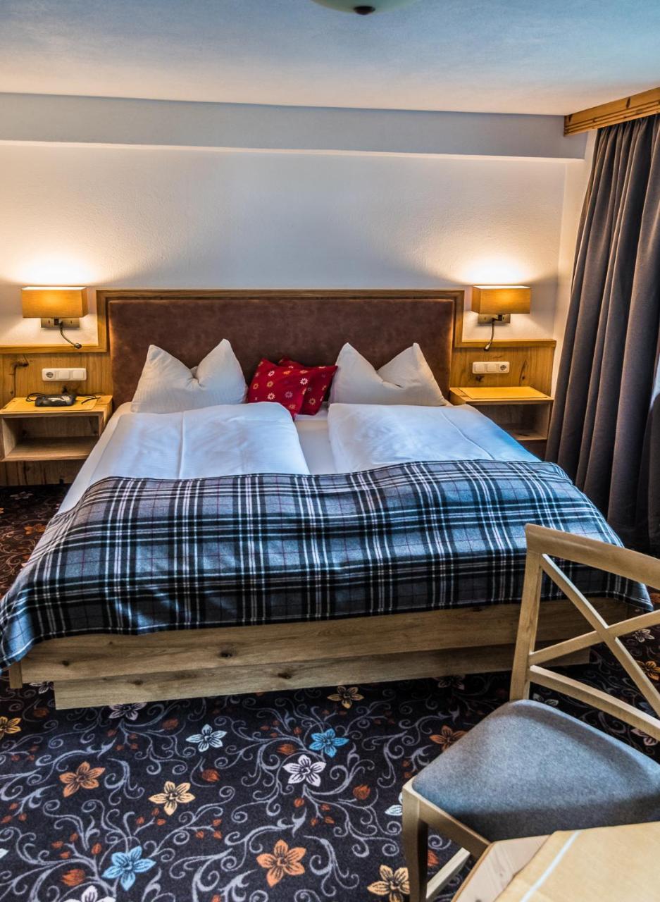 Hotel Zum Goldenen Loewen Biberwier Zewnętrze zdjęcie