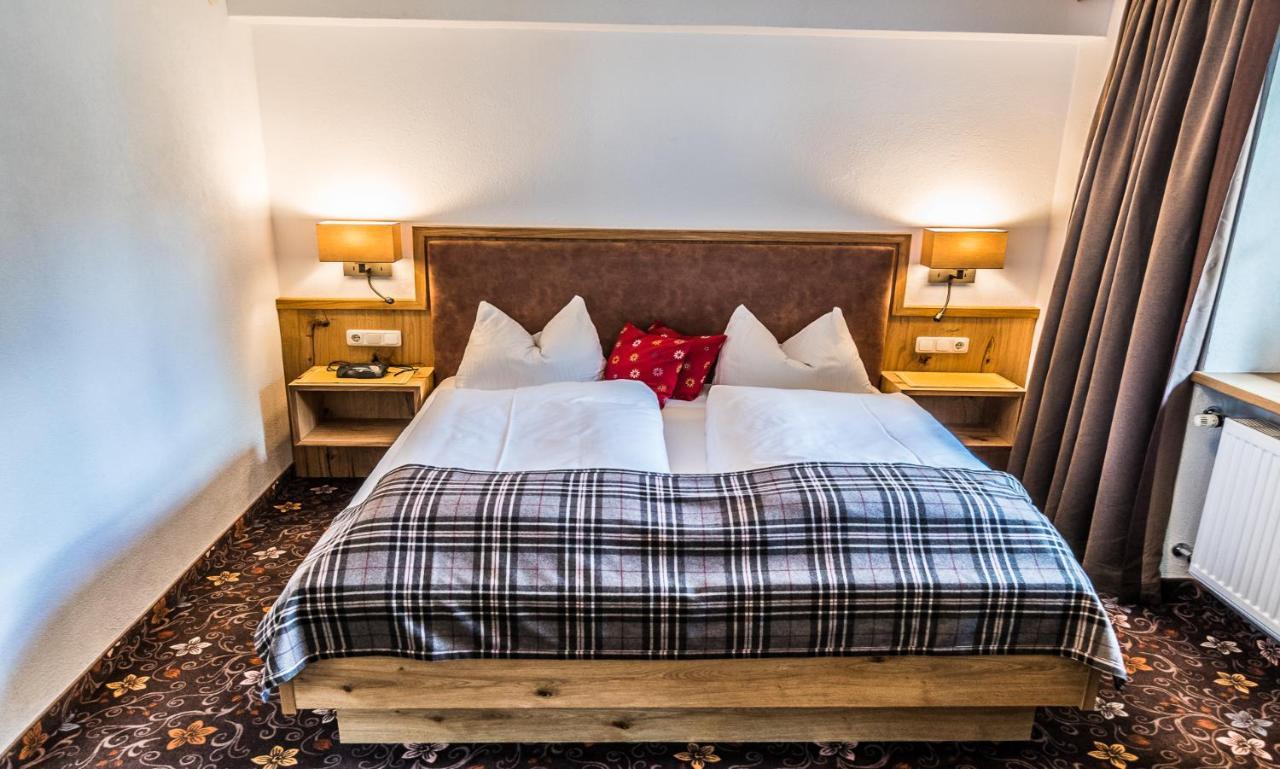 Hotel Zum Goldenen Loewen Biberwier Zewnętrze zdjęcie